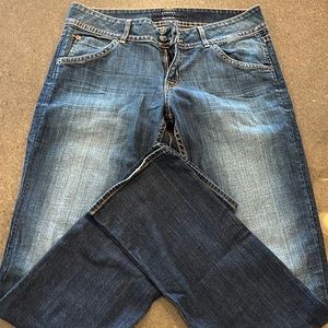 Hudson mid rise boot cut stretchy jeans
